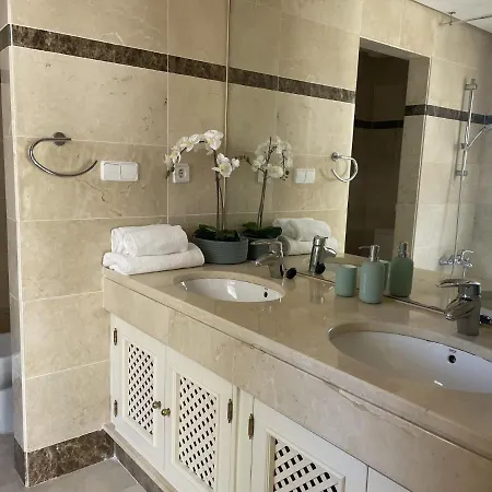 Cozy Near Puerto Banus Apartment