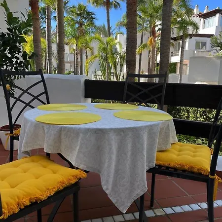 Apartment Cozy Near Puerto Banus Marbella
